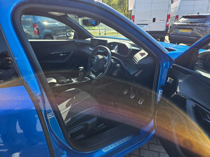 Used Peugeot 2008 2023 for sale - 76079785: Photo 11