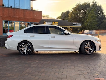 Used BMW 3 Series 2019 for sale - 79216189: Photo