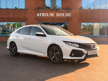 Used Honda Civic 2019 for sale - 79216187: Photo