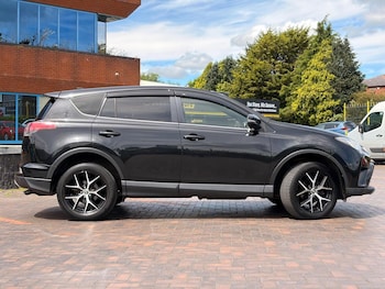 Used Toyota RAV4 2017 for sale - 78976325: Photo