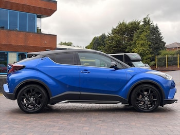 Used Toyota C-HR 2019 for sale - 79340820: Photo