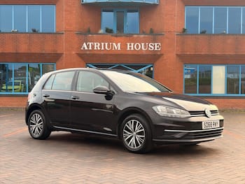 Used Volkswagen Golf 2018 for sale - 79839158: Photo