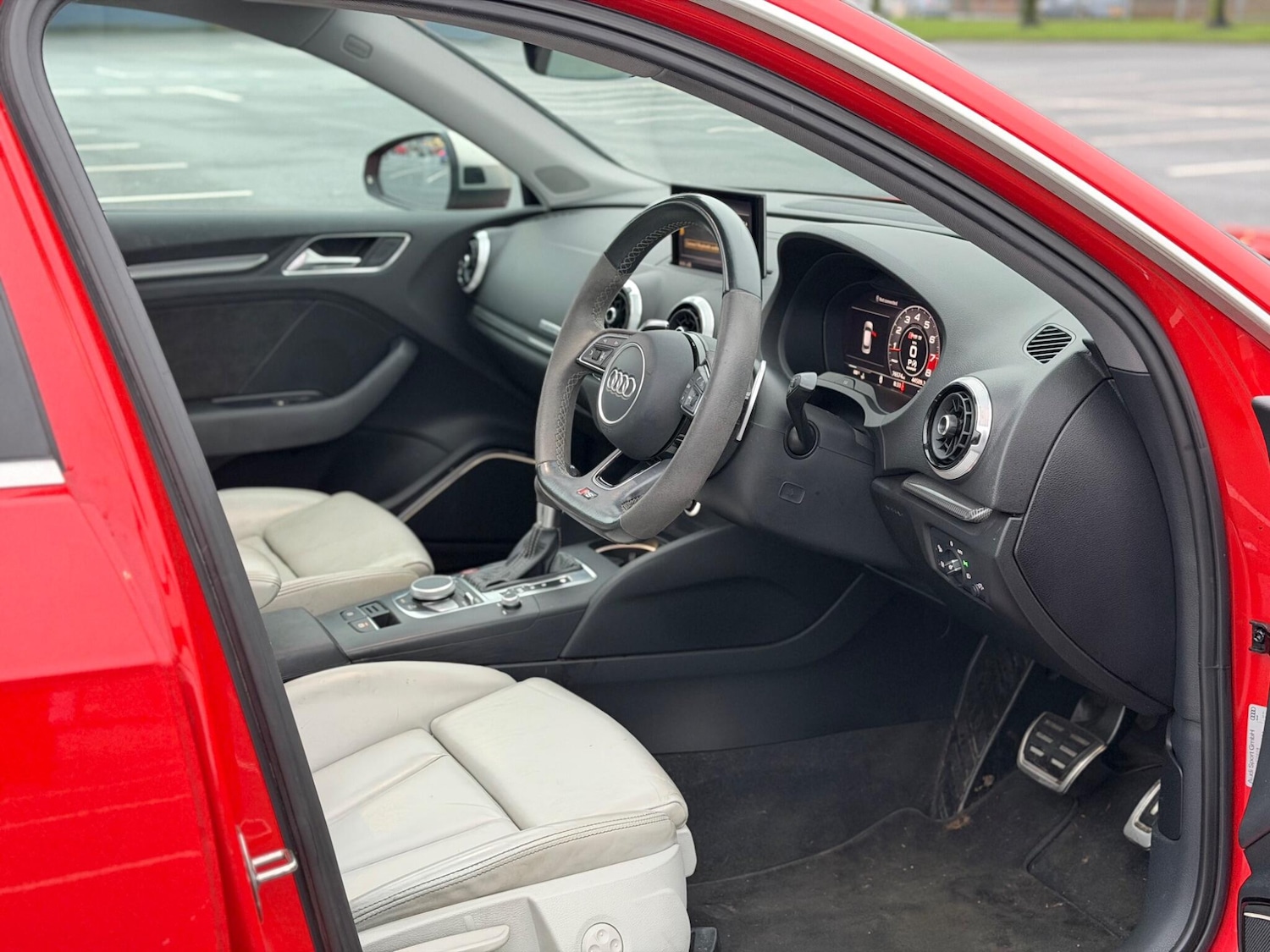 Used Audi RS3 2017 for sale - 77510277: Photo 11