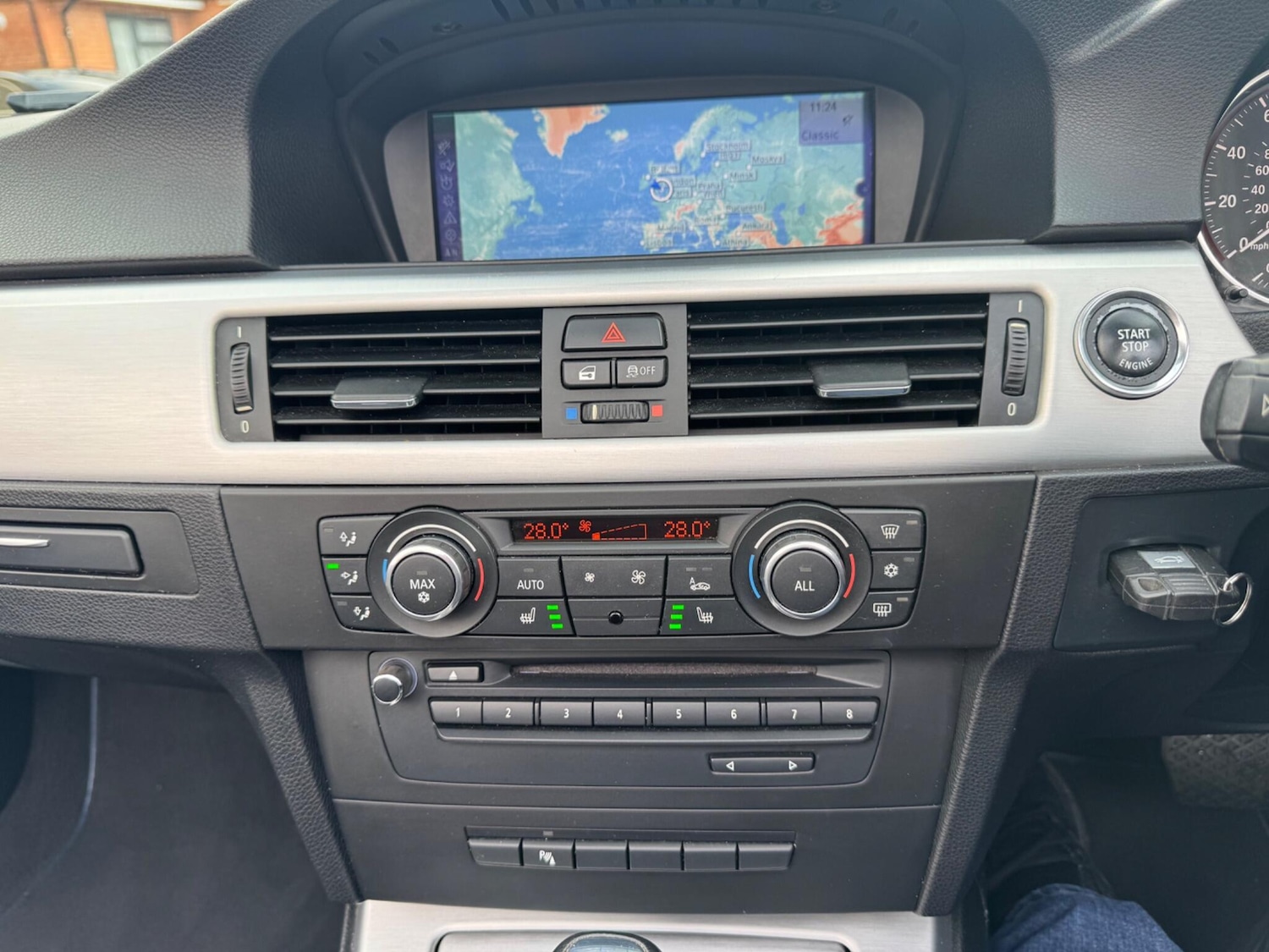 Used BMW 3 Series 2012 for sale - 77412329: Photo 12