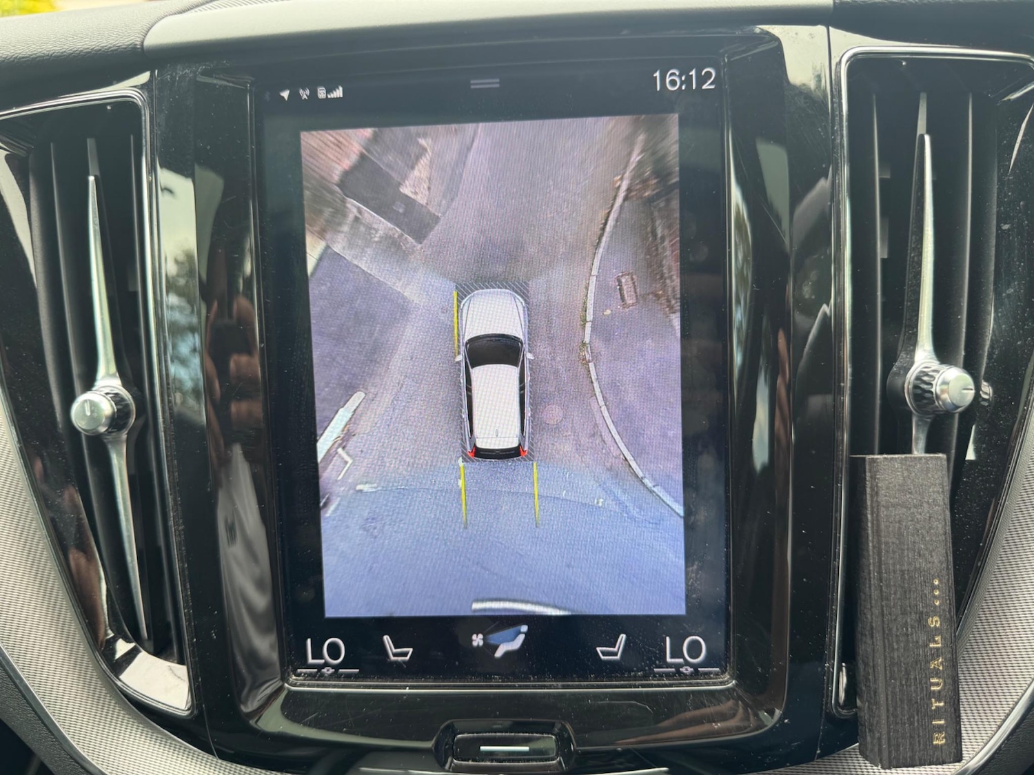 Used Volvo XC60 for sale - 77305212: Photo 21