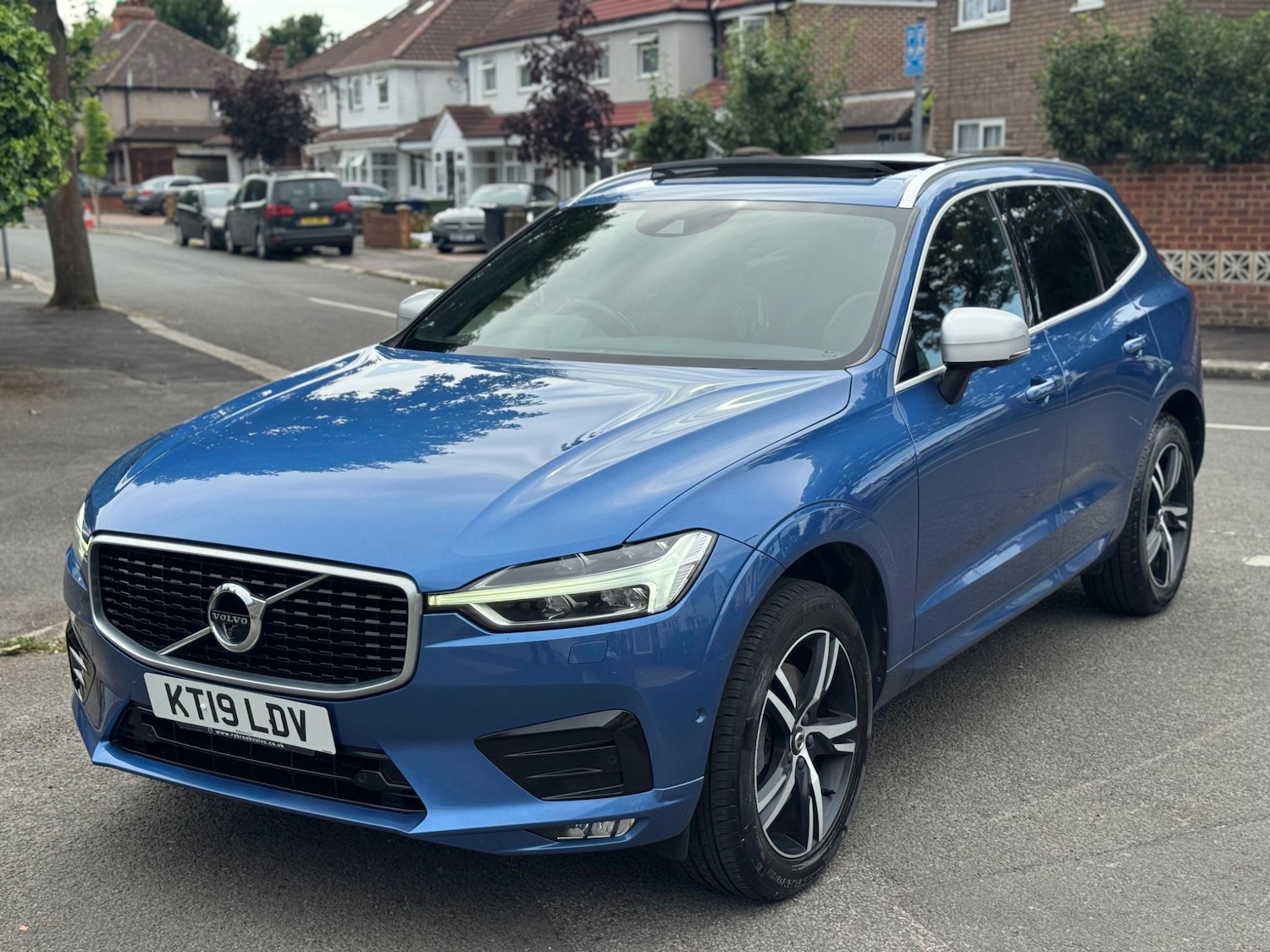 Used Volvo XC60 for sale - 77305212: Photo 3