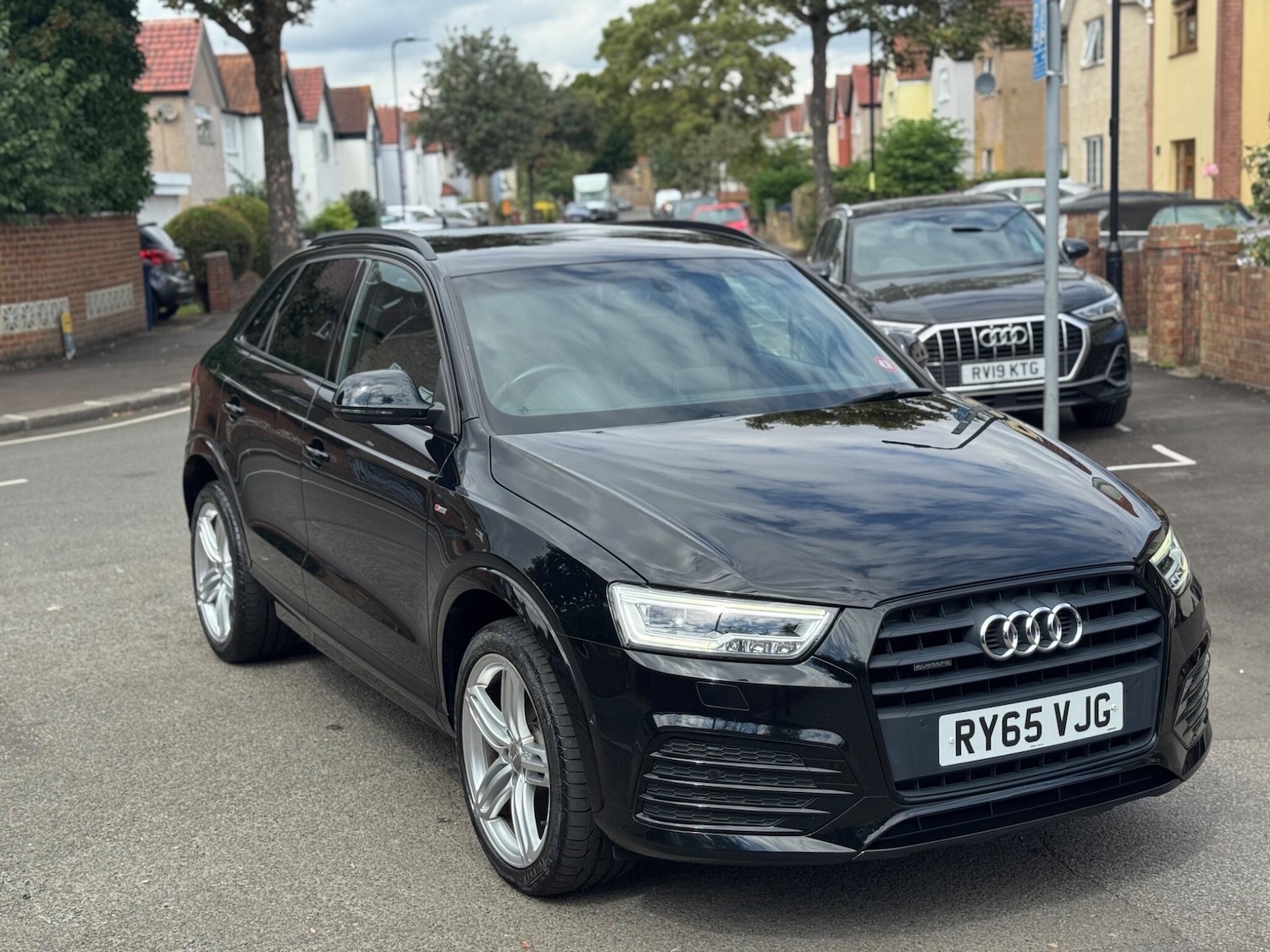 Used Audi Q3 for sale - 77883302: Photo 1