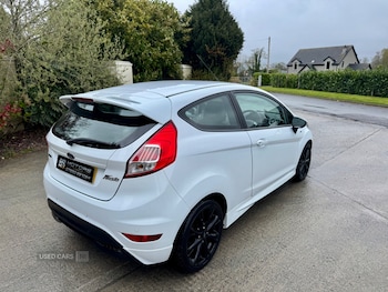 Used Ford Fiesta 2017 for sale - 78417802: Photo