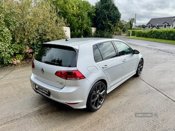 Used Volkswagen Golf 2015 for sale - 76139145: Photo 2