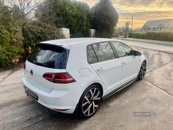 Used Volkswagen Golf 2014 for sale - 76634523: Photo 2