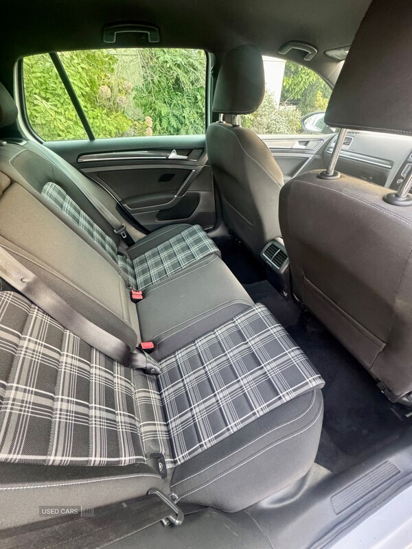 Used Volkswagen Golf 2014 for sale - 76634523: Photo 6