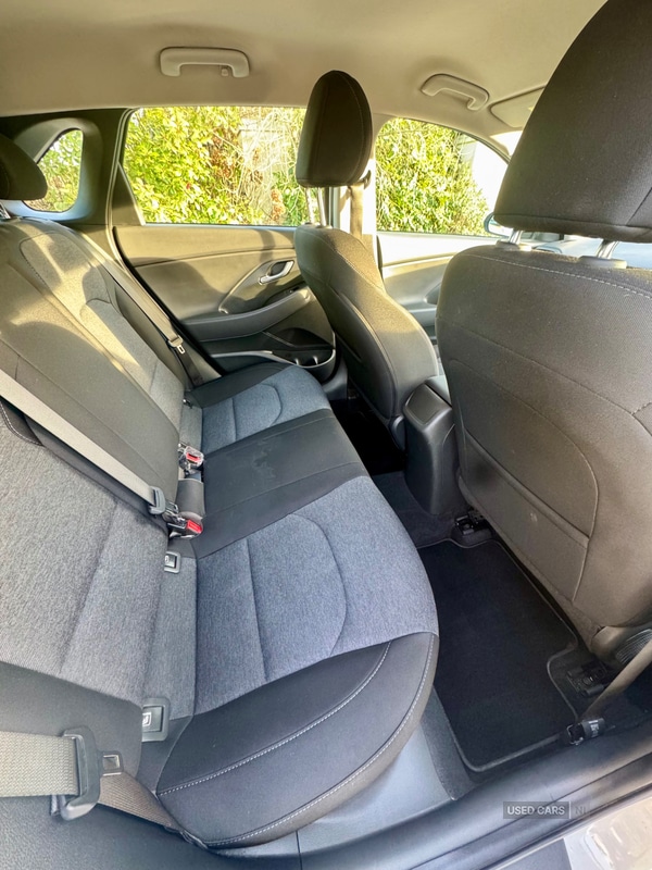 Used Hyundai i30 2023 for sale - 77075105: Photo 6