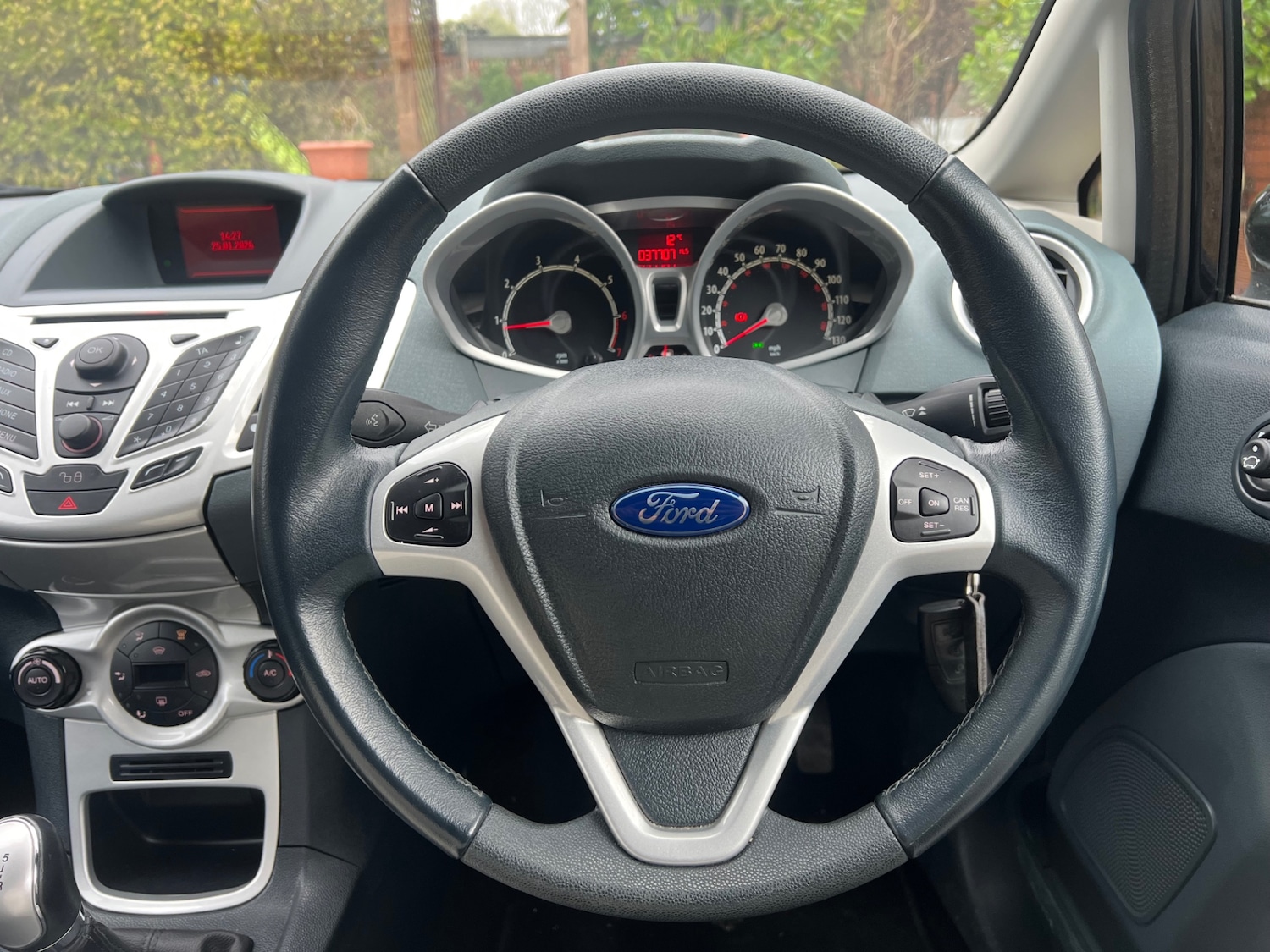 Used Ford Fiesta 2010 for sale - 77619417: Photo 10