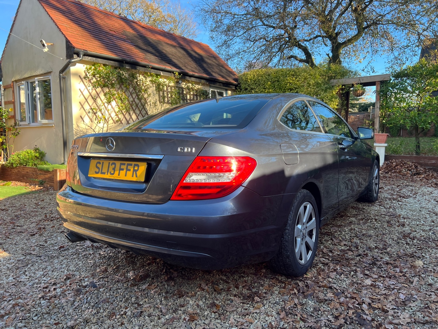 Used Mercedes-Benz C Class 2013 for sale - 77635513: Photo 4