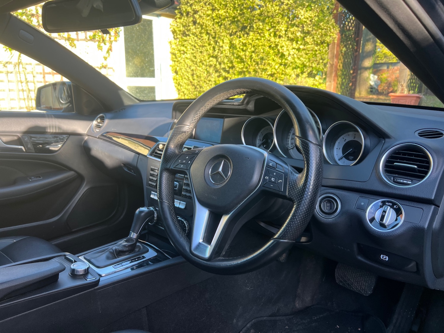 Used Mercedes-Benz C Class 2013 for sale - 77635513: Photo 8