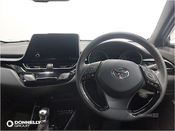 Used Toyota C-HR 2022 for sale - 78867346: Photo