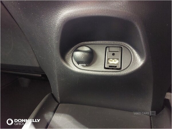 Used Toyota Yaris 2018 for sale - 76937047: Photo 29