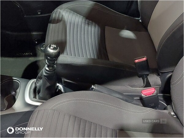 Used Toyota Yaris 2018 for sale - 76937047: Photo 34