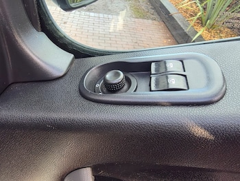 Used Vauxhall Movano 2015 for sale - 77019509: Photo