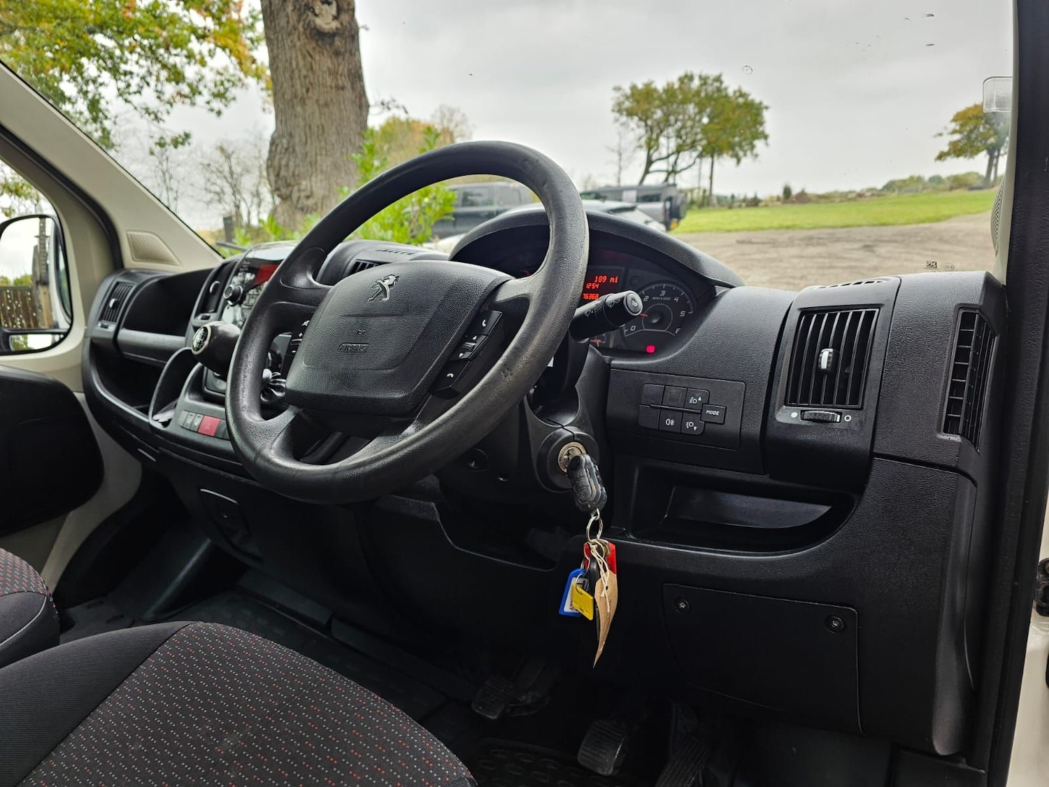 Used Peugeot Boxer 2017 for sale - 77135740: Photo 11
