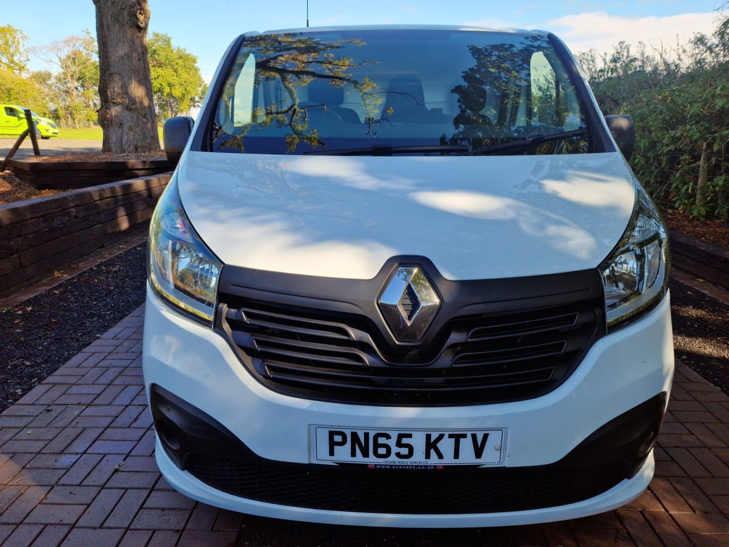 Used Renault Trafic 2015 for sale - 77135741: Photo 2