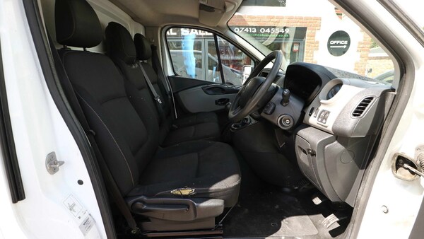 Used Renault Trafic 2015 for sale - 74079498: Photo 14