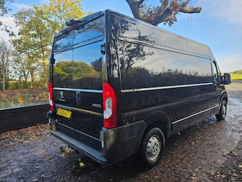 Peugeot Boxer feature image 2