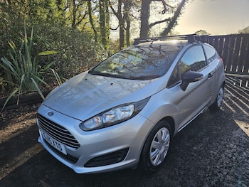 Used Ford Fiesta 2015 for sale - 77135733: Photo