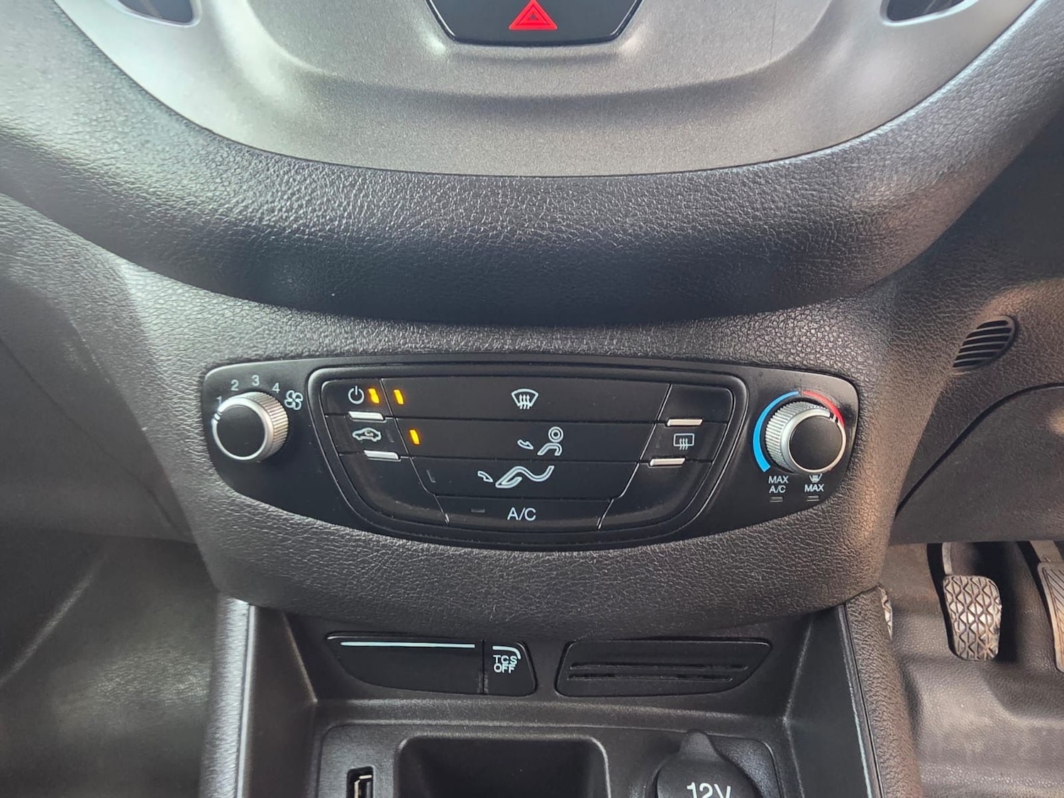 Used Ford Transit Courier 2018 for sale - 78059417: Photo 16