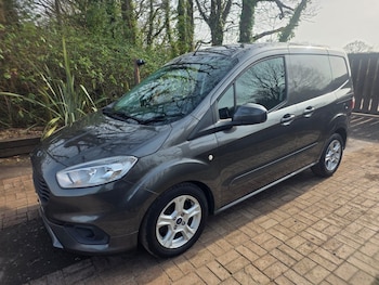 Ford Transit Courier feature image