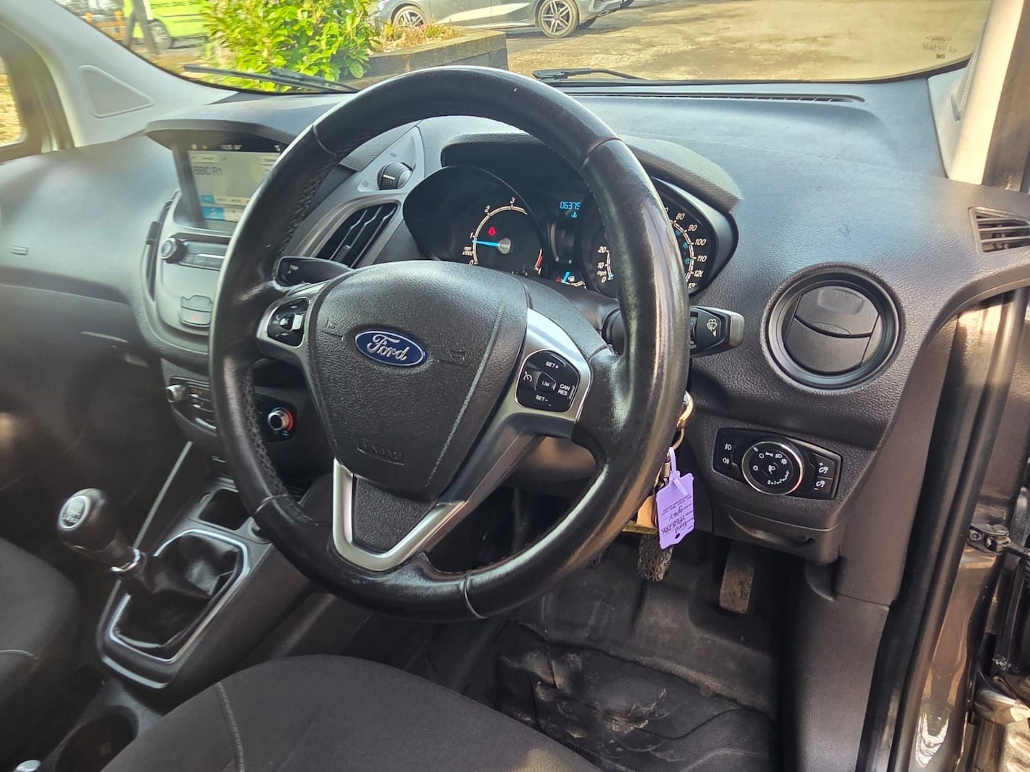 Used Ford Transit Courier 2018 for sale - 78059417: Photo 9