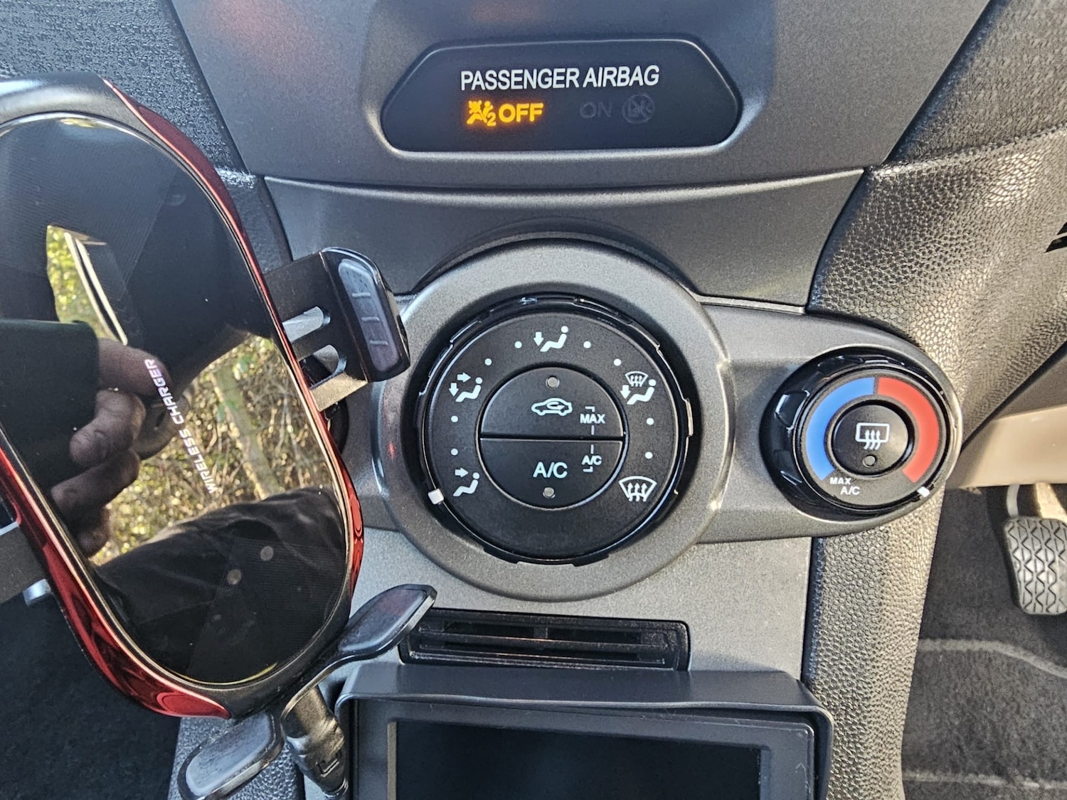 Used Ford Fiesta 2015 for sale - 77019826: Photo 12