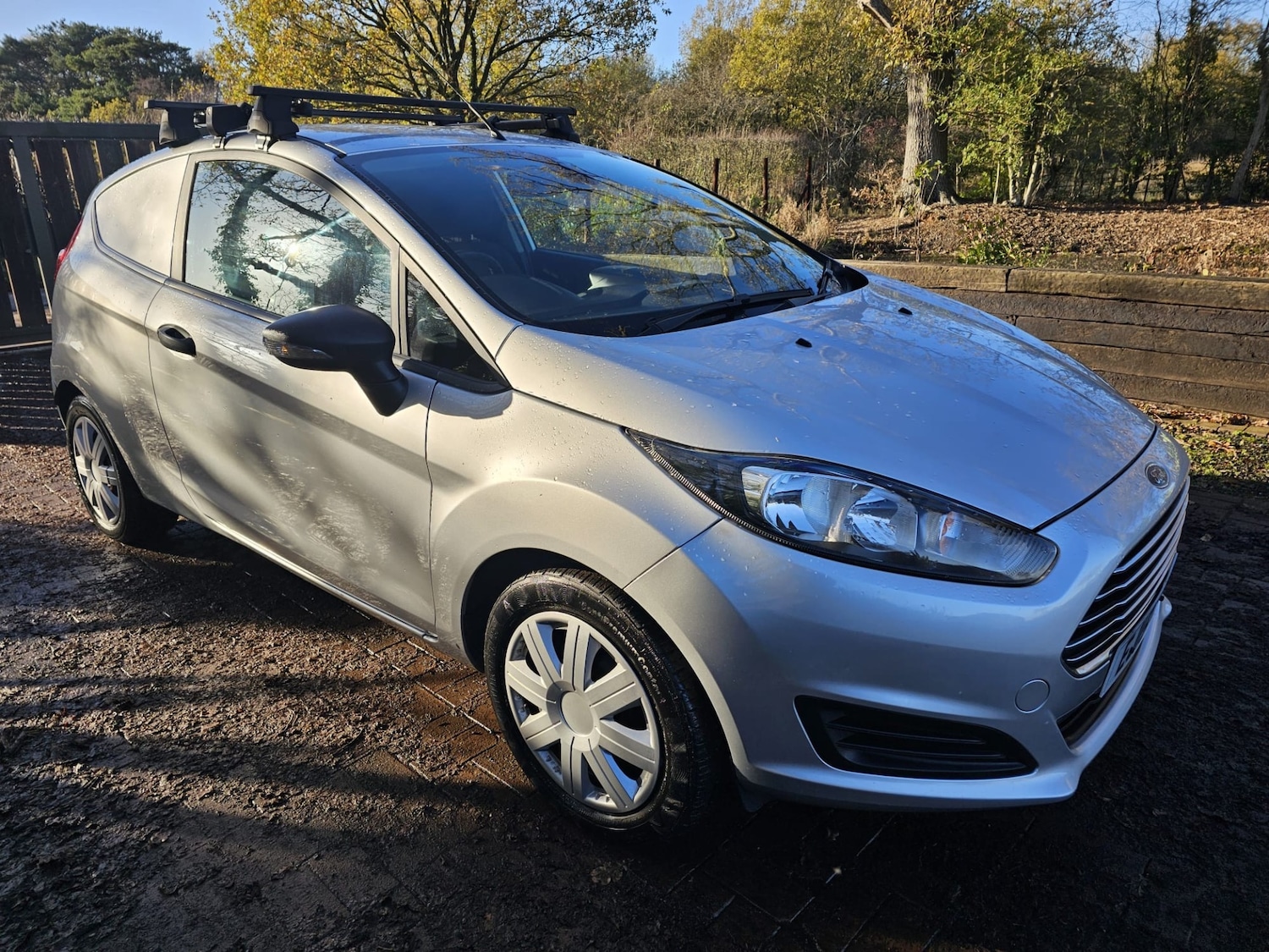 Used Ford Fiesta 2015 for sale - 77019826: Photo 2