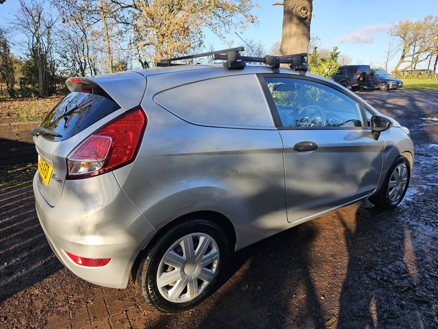 Used Ford Fiesta 2015 for sale - 77019826: Photo 4