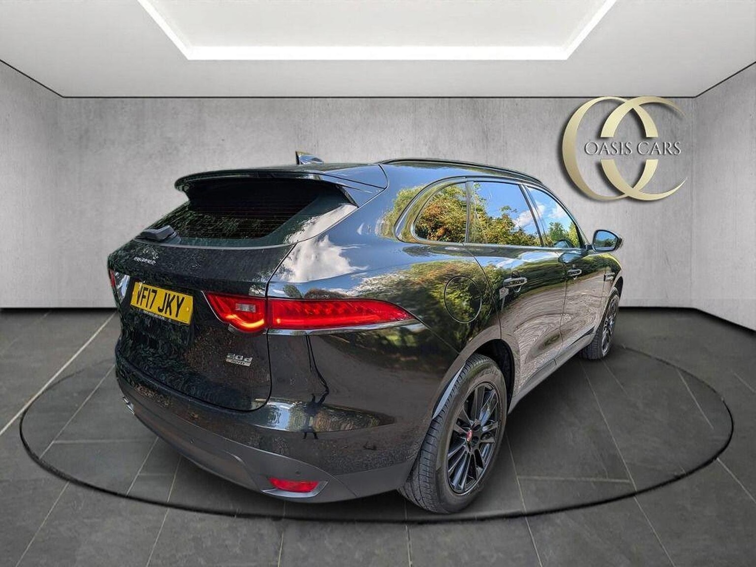 Used Jaguar F-Pace 2017 for sale - 76070411: Photo 5