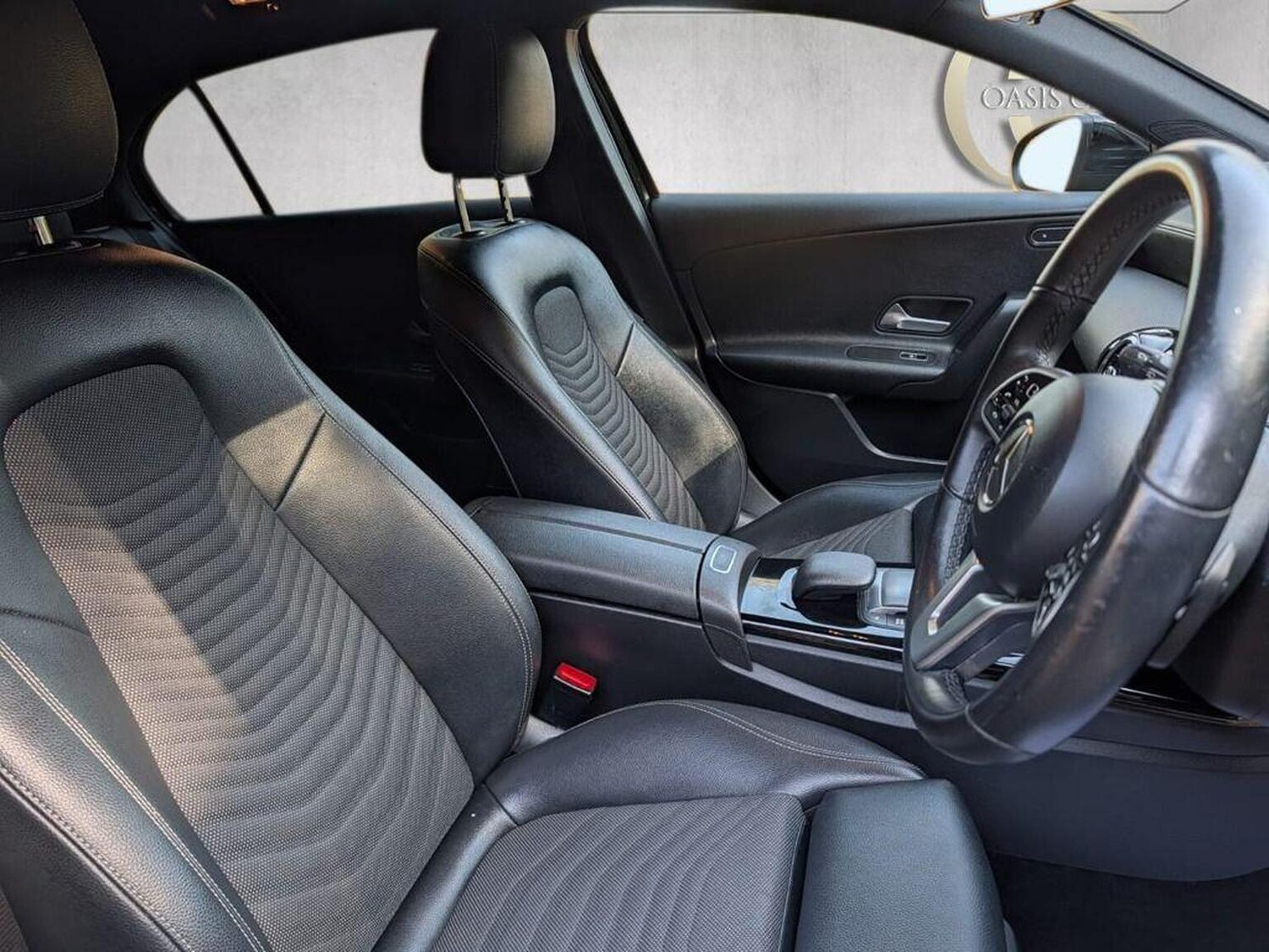 Used Mercedes-Benz A-Class 2021 for sale - 77681831: Photo 2