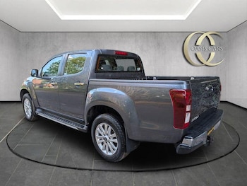 Used Isuzu D-Max 2020 for sale - 75925205: Photo