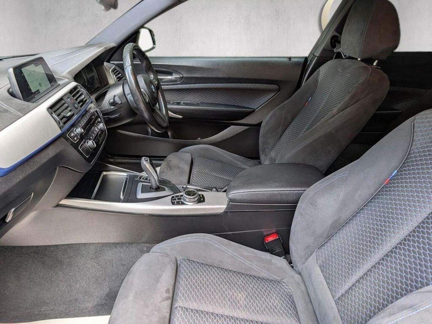 Used BMW 2 Series 2018 for sale - 76358086: Photo 2