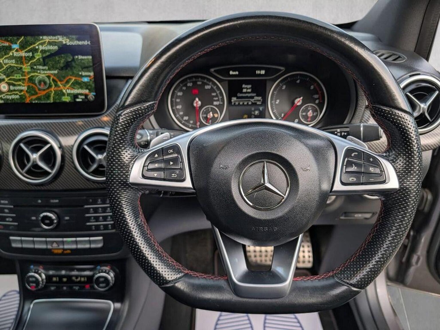 Used Mercedes-Benz B Class 2016 for sale - 76643395: Photo 3