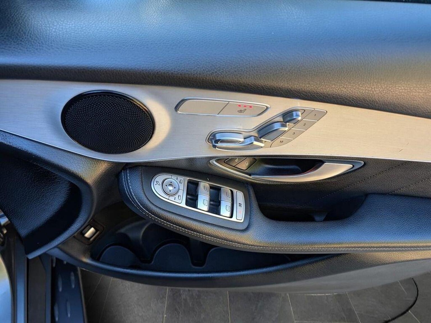 Used Mercedes-Benz GLC 2017 for sale - 76397138: Photo 13