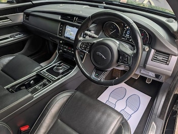 Used Jaguar XF 2017 for sale - 77991719: Photo