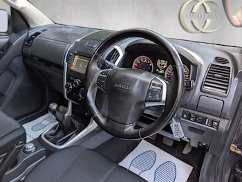 Used Isuzu D-Max 2020 for sale - 76974237: Photo