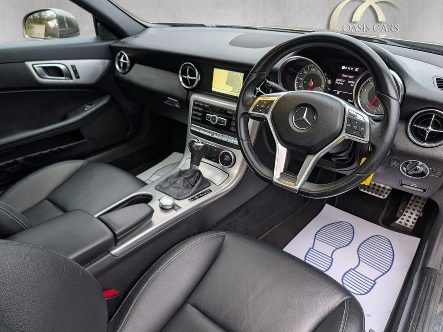 Used Mercedes-Benz SLK 2011 for sale - 76837079: Photo 11