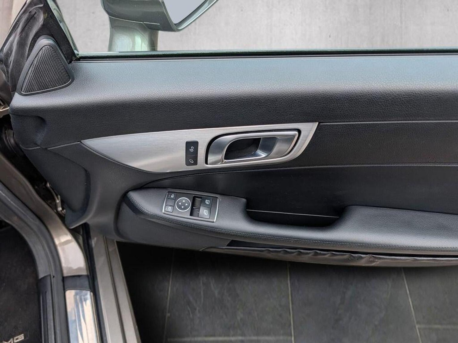 Used Mercedes-Benz SLK 2011 for sale - 76837079: Photo 14