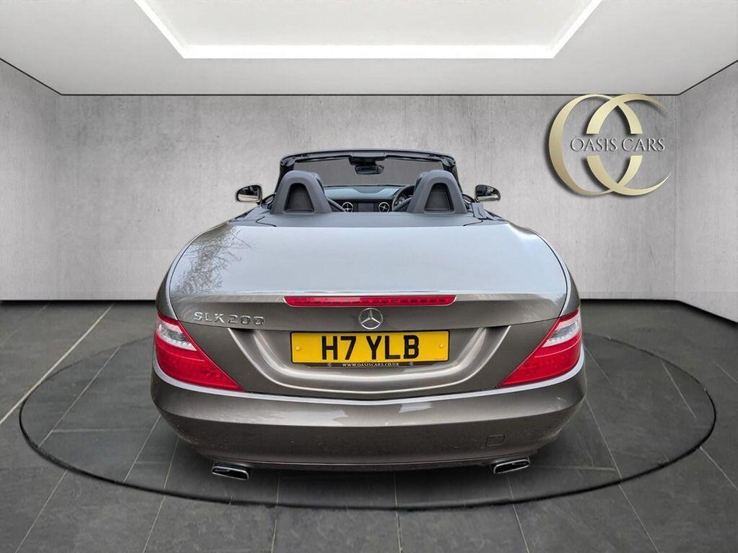 Used Mercedes-Benz SLK 2011 for sale - 76837079: Photo 15