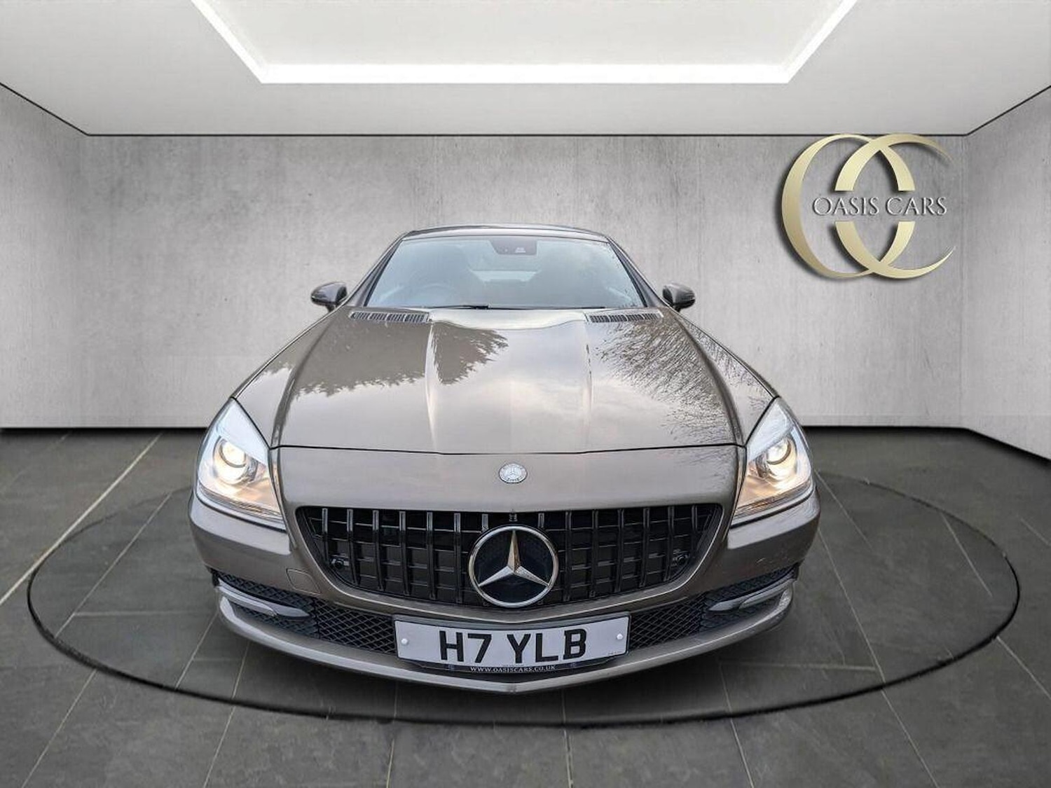 Used Mercedes-Benz SLK 2011 for sale - 76837079: Photo 4