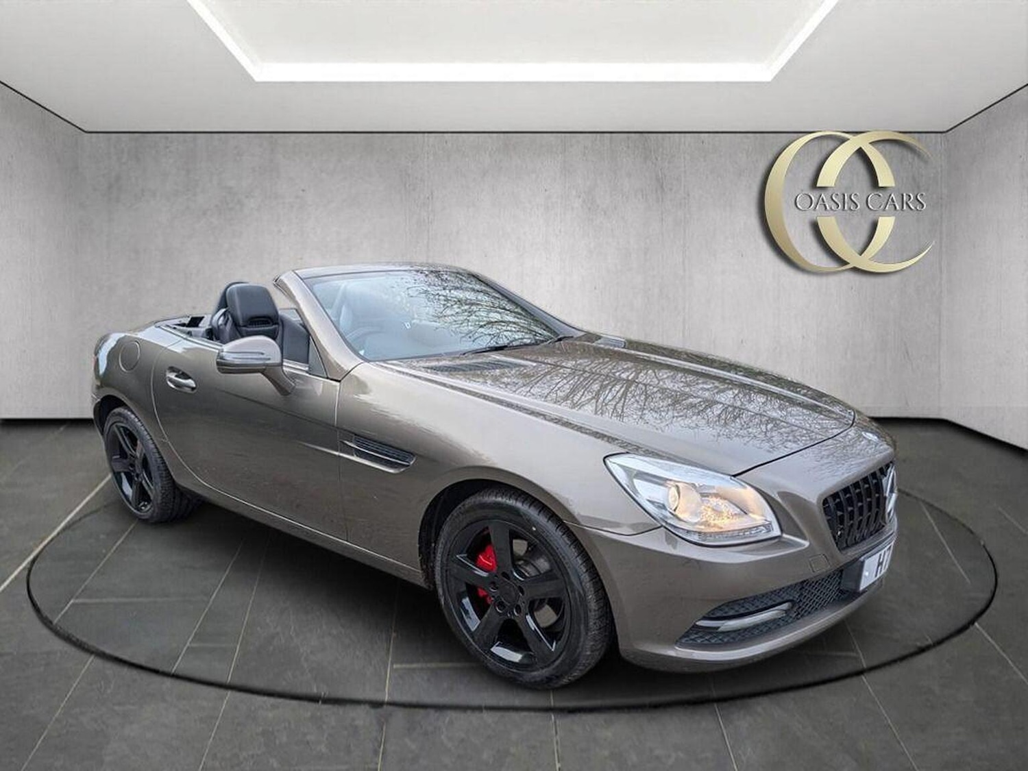 Used Mercedes-Benz SLK 2011 for sale - 76837079: Photo 8