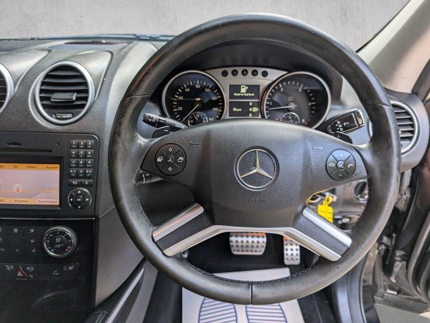 Used Mercedes-Benz M-Class 2009 for sale - 76011468: Photo 3