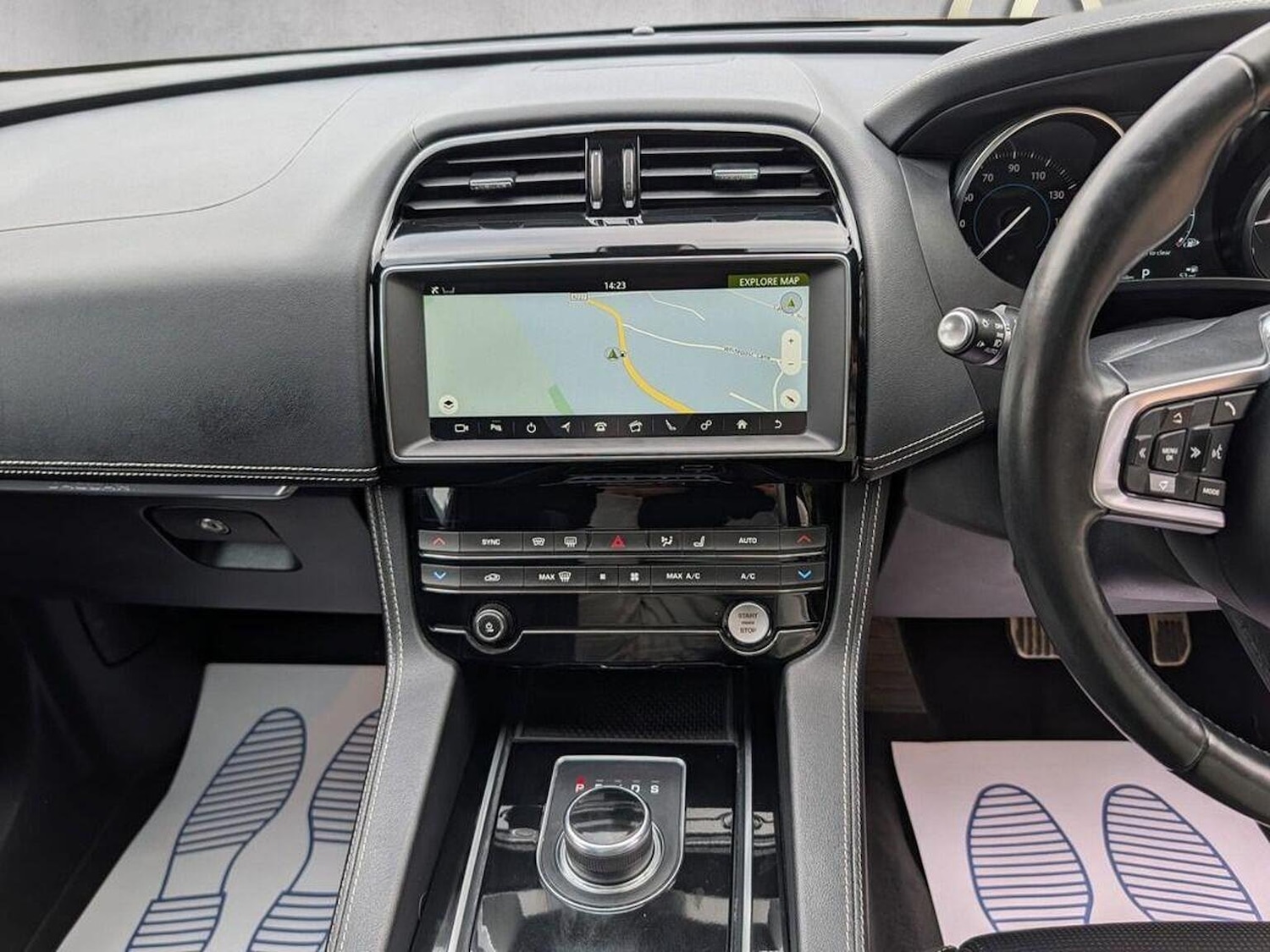 Used Jaguar F-Pace 2018 for sale - 76011304: Photo 10