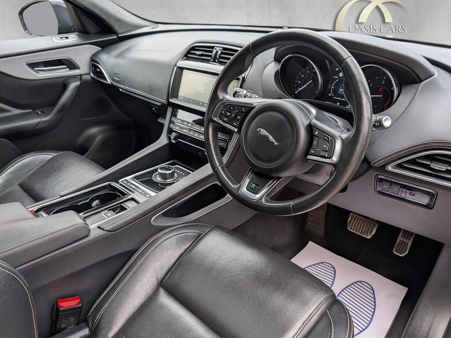 Used Jaguar F-Pace 2018 for sale - 76011304: Photo 3